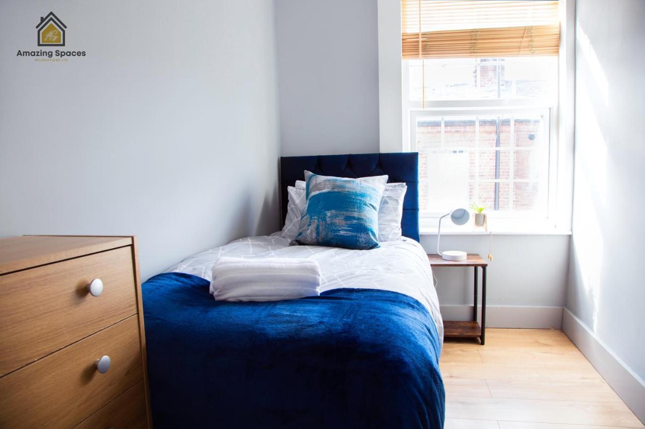 וורינגטון City Centre 2 Bed Flat Sleeps 3 For Work And Leisure With Free Wifi By Amazing Spaces Relocations Ltd מראה חיצוני תמונה